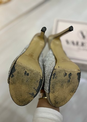 Gri Payetli Dolgu Topuklu Kadın Abiye Ayakkabı - Görsel 3