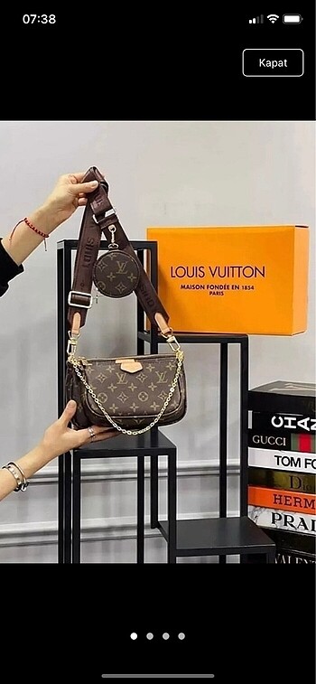 LOUIS VUITTON