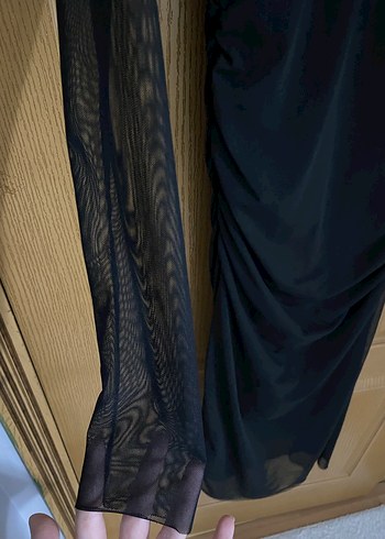 Uzun Siyah Yüksek Yakalı Dar Kesim Elbise - Görsel 5