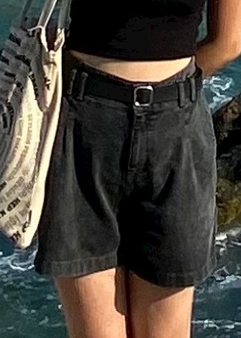 Kadın Siyah Denim Bermuda Şort - Görsel 2