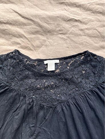 xs Beden siyah Renk H&M siyah dantel detayli bluz
