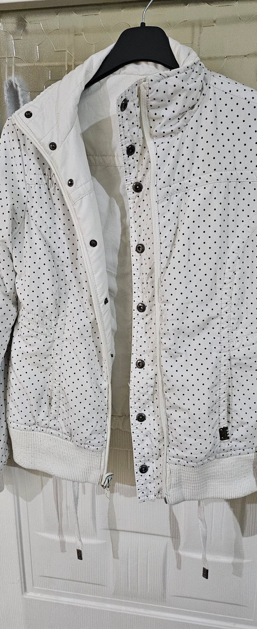 Düğmeli Beyaz Pamuklu Kadın Ceket - Görsel 5