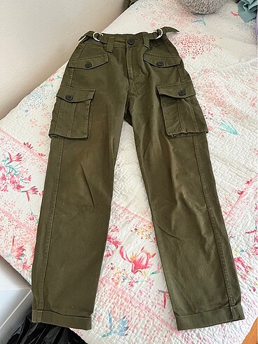 Bershka Pantolon
