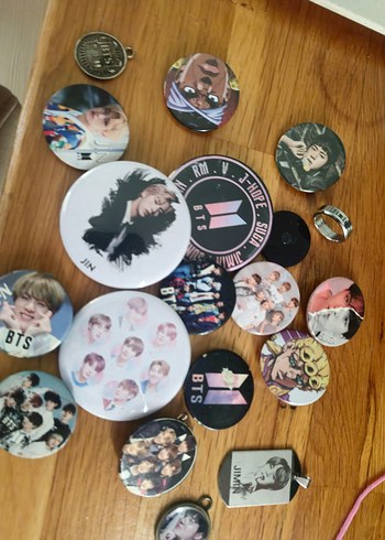 BTS Temalı Çoklu Metal Rozet Seti - Görsel 5