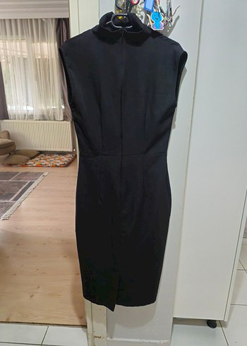 Siyah Drapeli V Yakalı Midi Ofis Elbisesi - Görsel 5