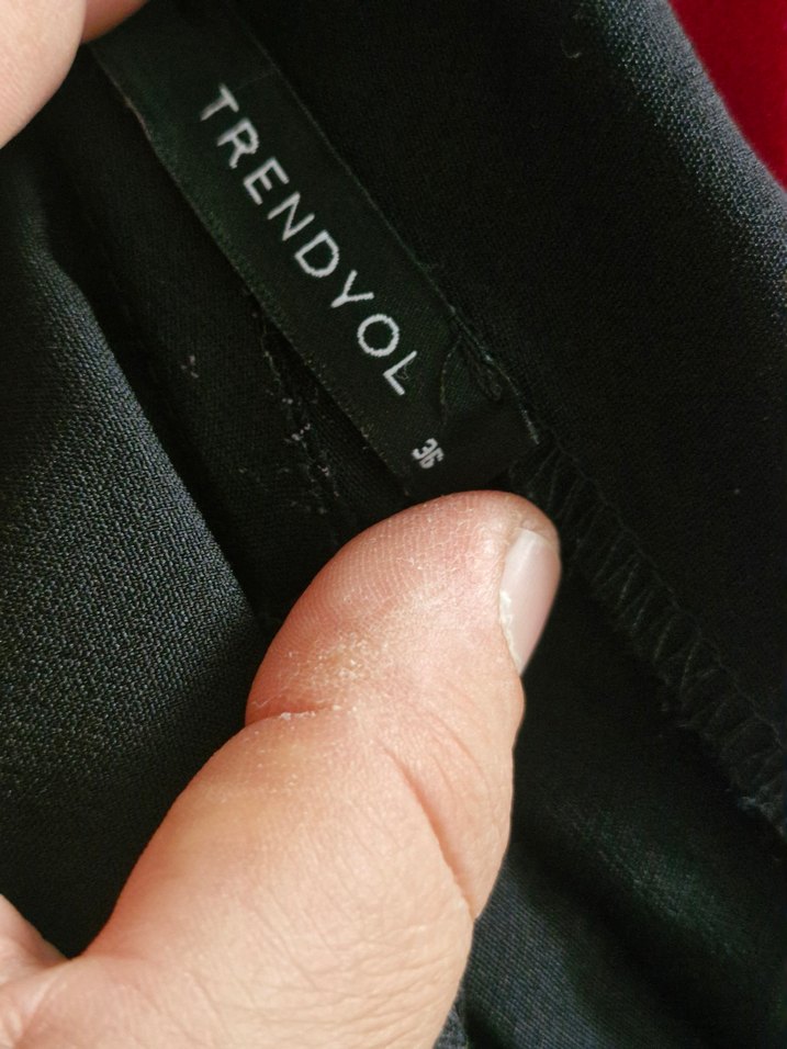 Siyah Drapeli V Yakalı Midi Ofis Elbisesi - Görsel 4