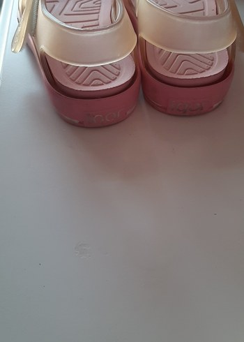 Kız Çocuk Pembe Tokalı Sandalet - Görsel 3