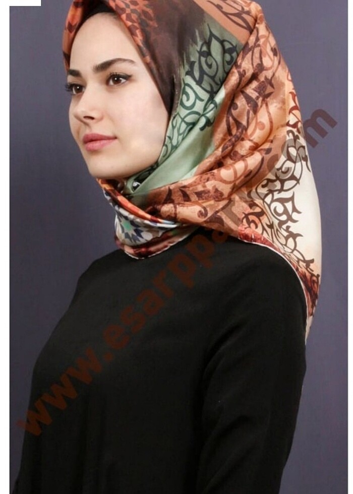 Levidor ipek eşarp  - Görsel 4