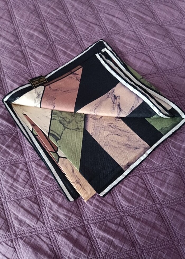 Vissona ipek eşarp  - Görsel 5