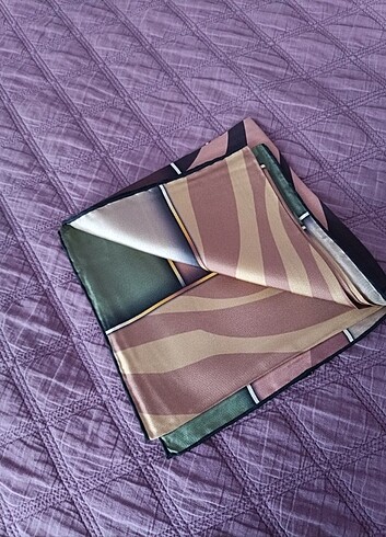 Vissona ipek eşarp  - Görsel 3