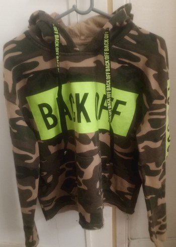 Kadın Kamuflaj Desenli Kapüşonlu Sweatshirt