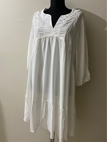 LC Waikiki Beyaz tunik elbise