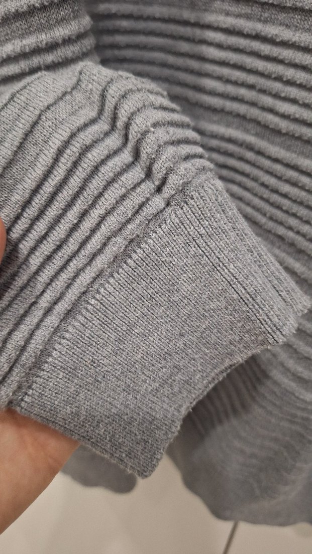 Gri Pamuklu Uzun Kollu Triko Kazak - Görsel 3