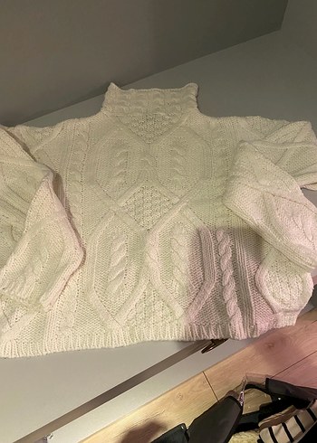 Beyaz Bohem Örgü Boğazlı Kazak - Görsel 3