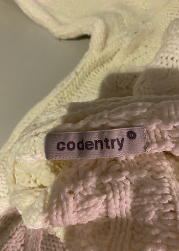 Beyaz Bohem Örgü Boğazlı Kazak - Görsel 2