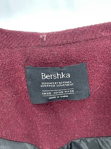 xs Beden bordo Renk Bershka Kaban %70 İndirimli.