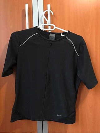 NIKE Dri-Fit Spor Tişörtü