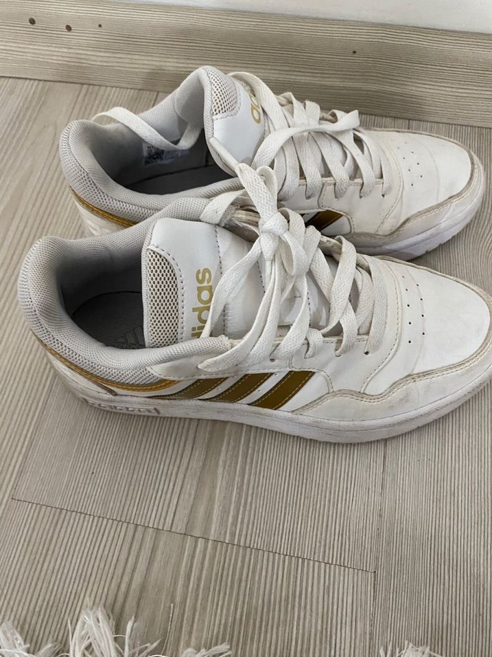 Beyaz Adidas Kadın Spor Ayakkabı - Görsel 2