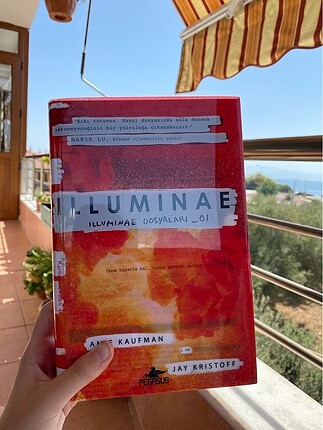 Illuminae (Ciltli) - Amie Kaufman ve Jay Kristoff