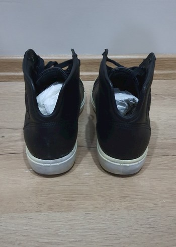 Erkek Bot - Görsel 3