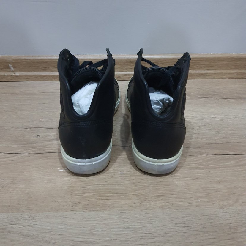 Erkek Bot - Görsel 3