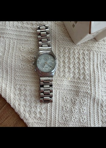 Gri Metal Kordonlu Kadın Saat - Görsel 2