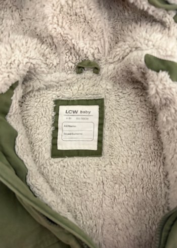 Erkek Çocuk Yeşil Kürklü Kapüşonlu Mont - Görsel 3