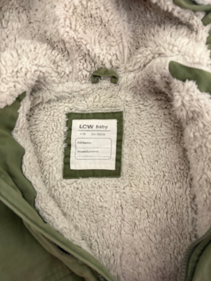 Erkek Çocuk Yeşil Kürklü Kapüşonlu Mont - Görsel 3