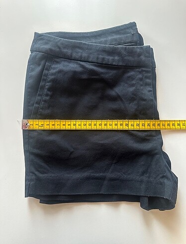 40 Beden Siyah Mini Şort
