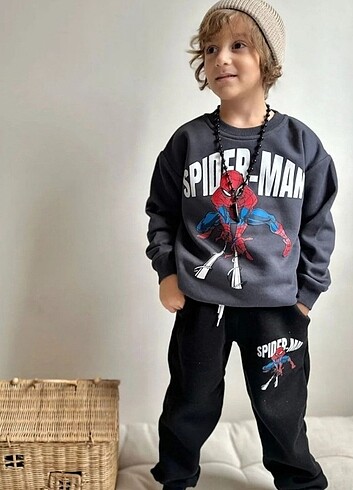 Spiderman erkek takım 