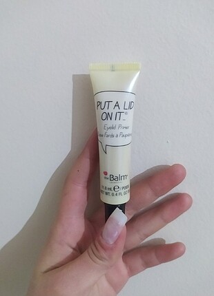 the balm eyelid primer sıfır