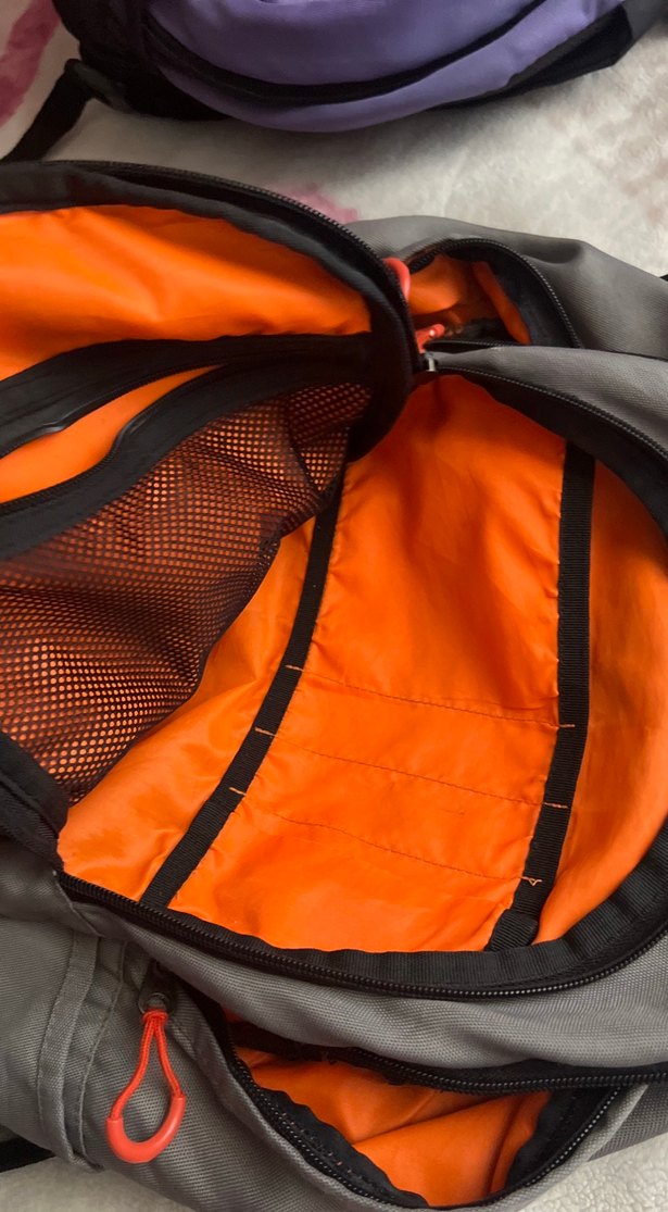 Nike Gri Fermuarlı Erkek Sırt Çantası - Görsel 3