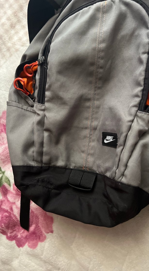 Nike Gri Fermuarlı Erkek Sırt Çantası - Görsel 2