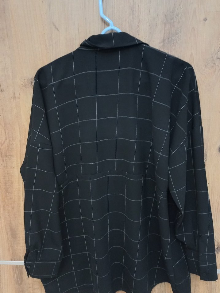 Düğmeli Siyah Kadın Gömlek - Görsel 2