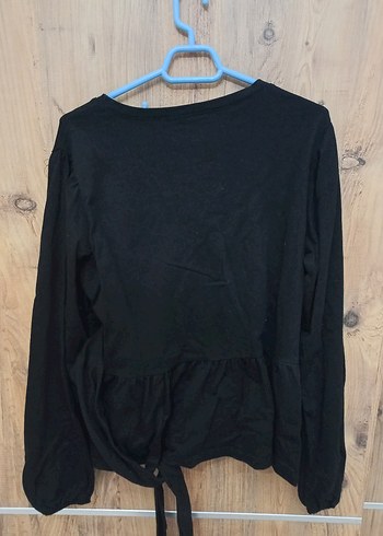 Kuşaklı Siyah V Yaka Bluz - Görsel 2