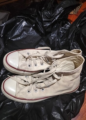Converse bej 39