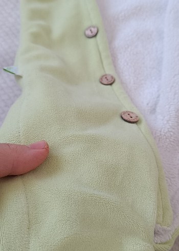 Yeşil Nakışlı Bebek Tulumu - Görsel 4