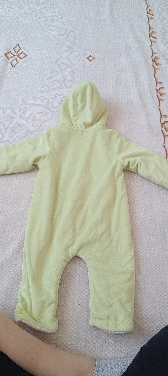 Yeşil Nakışlı Bebek Tulumu - Görsel 3