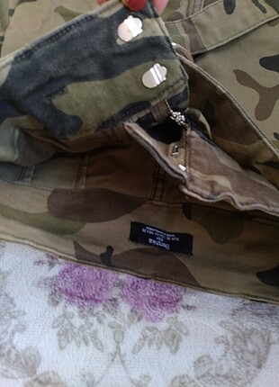Bershka Pantolon