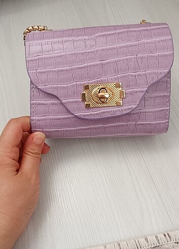 Lila askılı çanta 