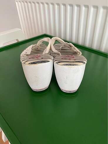 37 Beden Tommy Hilfiger terlik