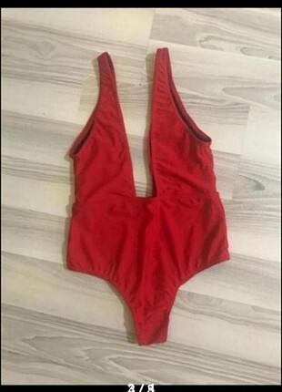 m Beden kırmızı Renk Asos mayo