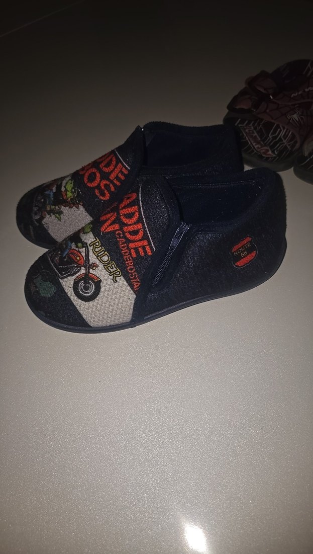 Erkek Çocuk pantuf  ve terlik - Görsel 3