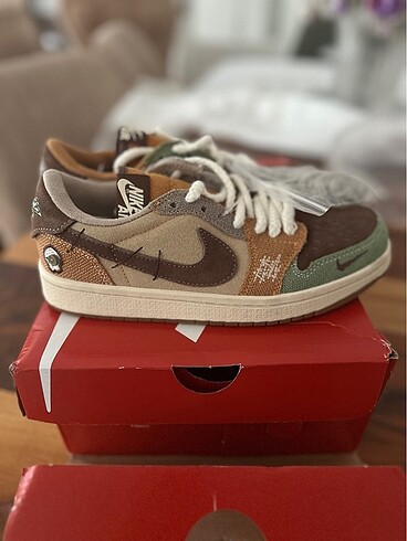 Nike Ayakkabi