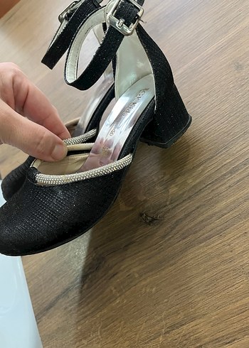 Tokalı Siyah Kadın Dolgu Topuk Ayakkabı - Görsel 5