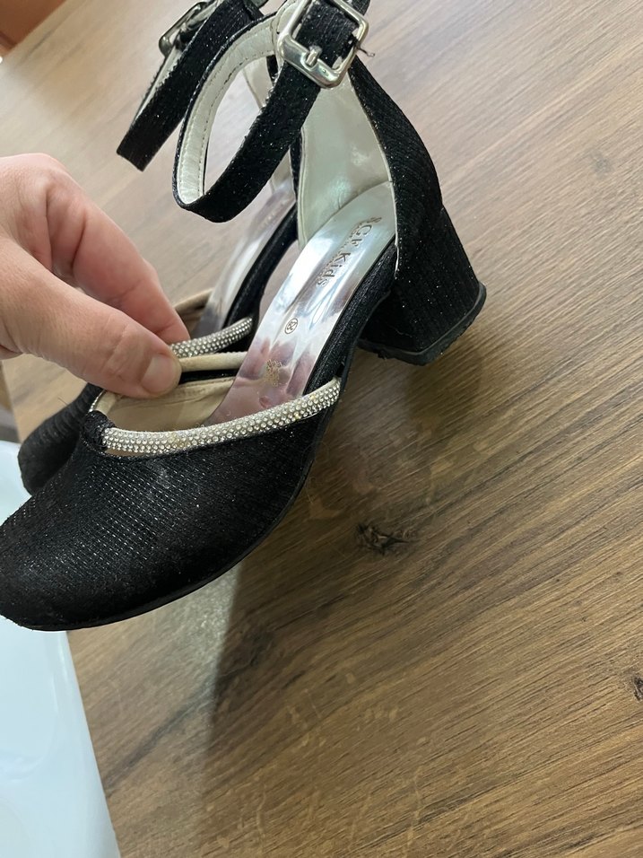 Tokalı Siyah Kadın Dolgu Topuk Ayakkabı - Görsel 5