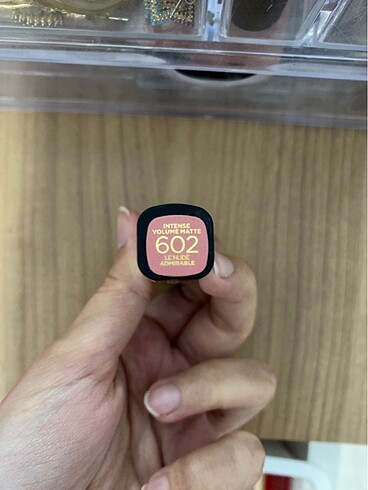  Beden Loreal color riche 602