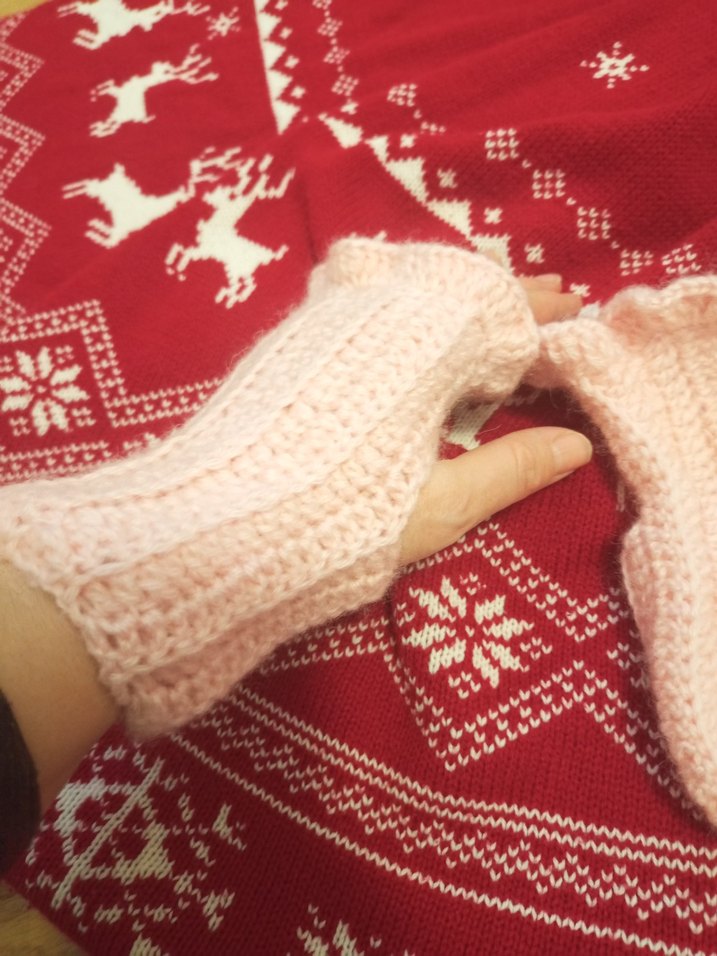 Pembe Örgü Bohem Kadın Eldivenleri - Görsel 4