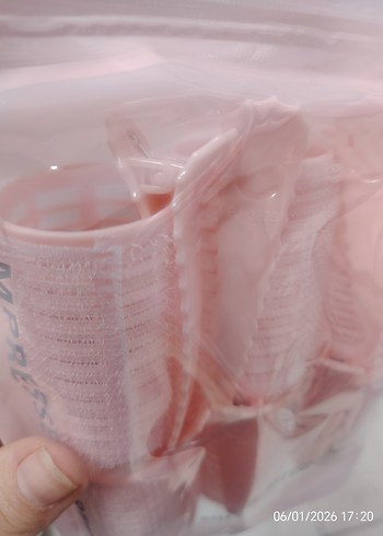 BEIYIN Cırtlı Tokalı Saç Bigudisi 6'lı - Görsel 3