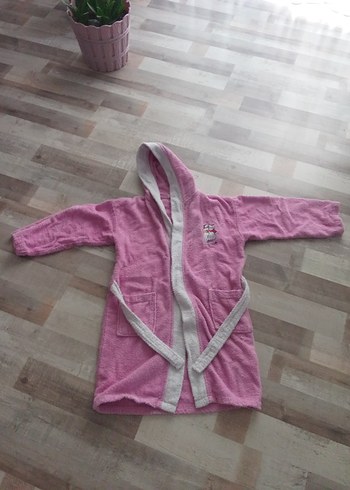 Kapüşonlu Pembe Kız Çocuk Bornozu